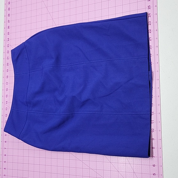 Womens 5 pencil skirts size 2 Worthington black red blue pink green knee length - Picture 10 of 11